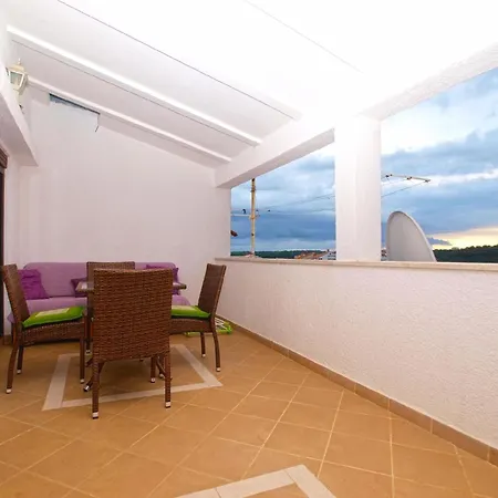 Apartment Fuer 4 Personen Ca 50 Qm In Pula, Istrien Istrische Riviera Pula